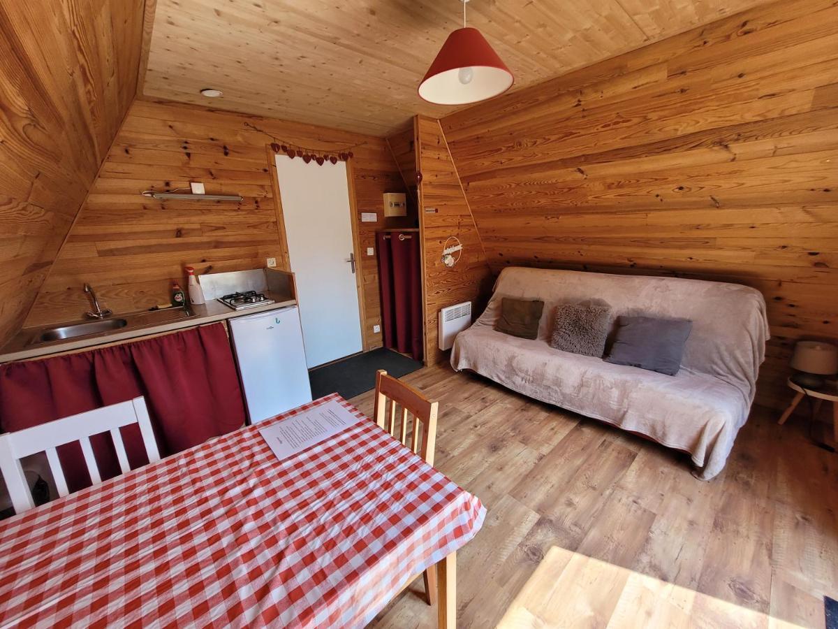 Camping Les Hirondelles Bourg-Sainte-Marie Экстерьер фото