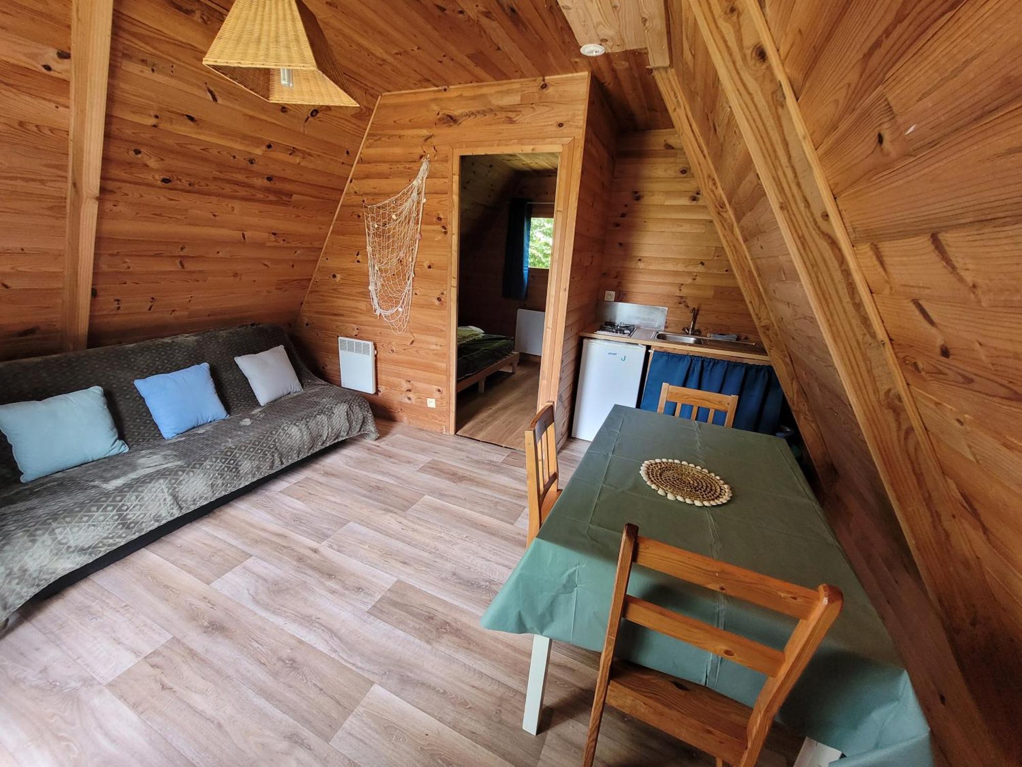 Camping Les Hirondelles Bourg-Sainte-Marie Экстерьер фото