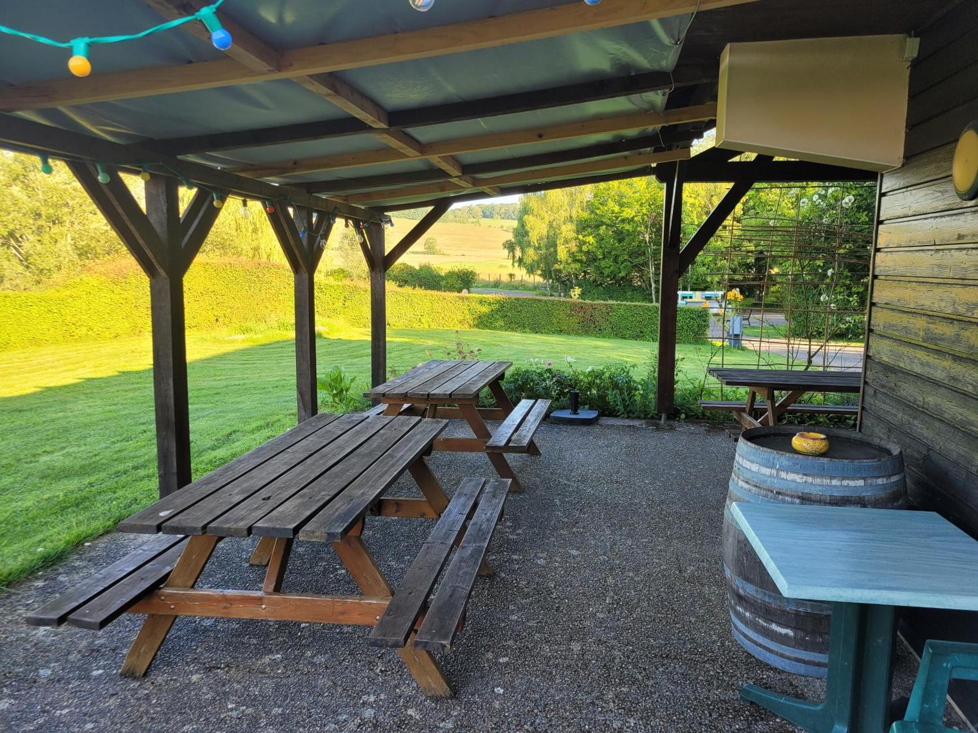 Camping Les Hirondelles Bourg-Sainte-Marie Экстерьер фото